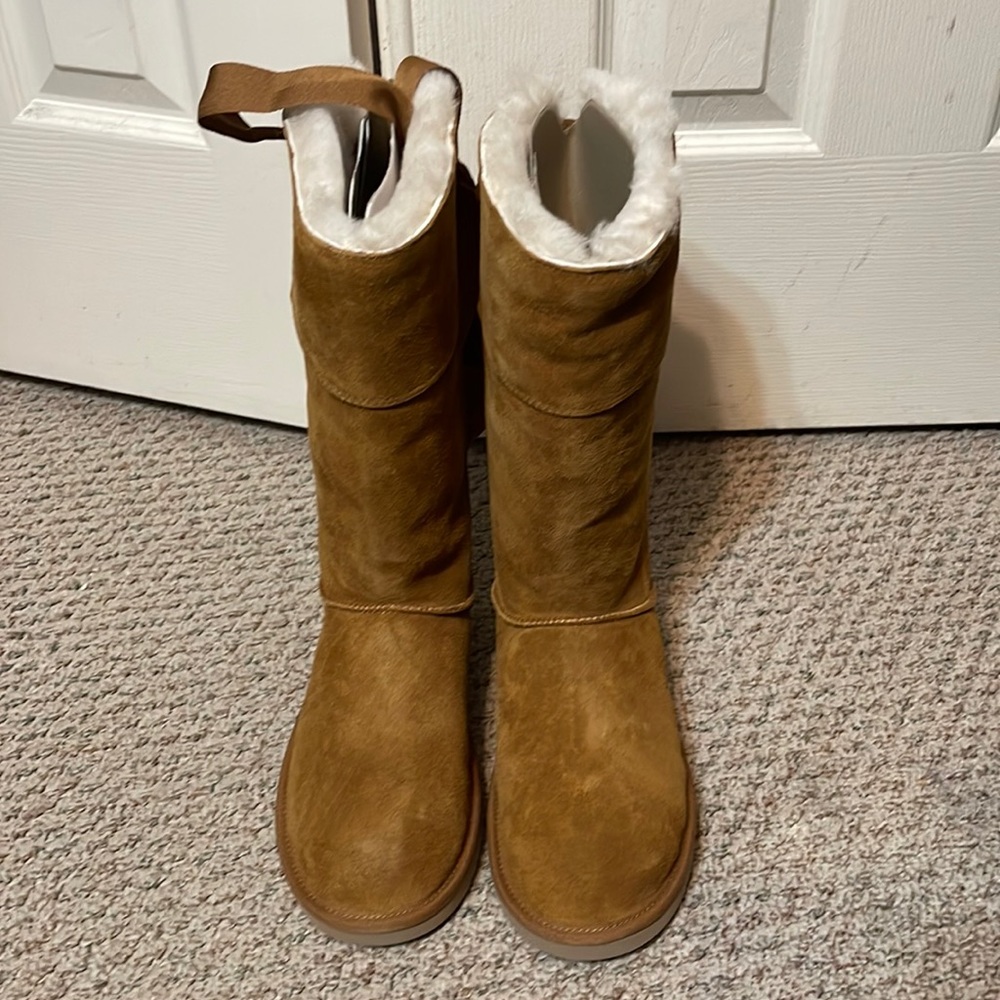 KOOLABURRA BY UGG Tall Boots New In Box